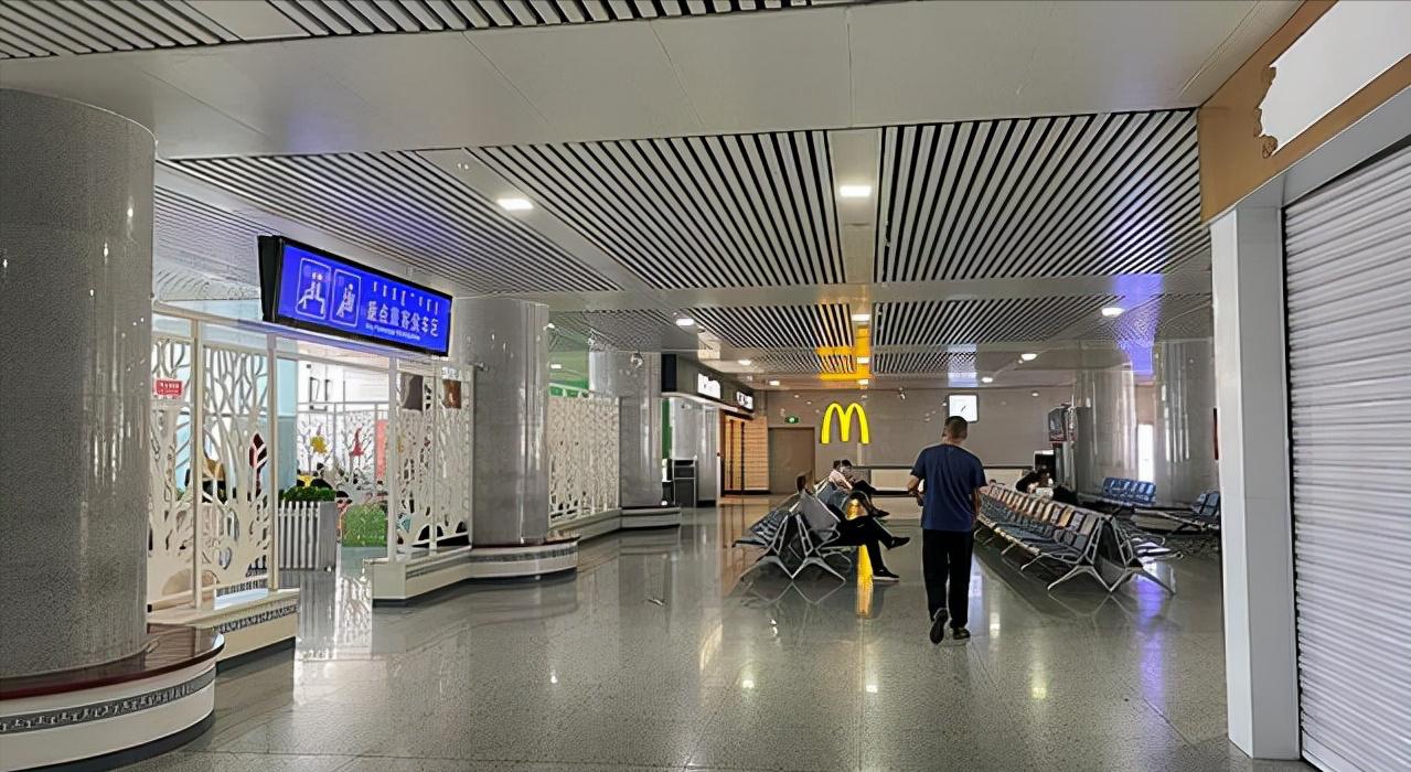 没订票可以刷身份证进入候车室吗,只有身份证可以进候车室