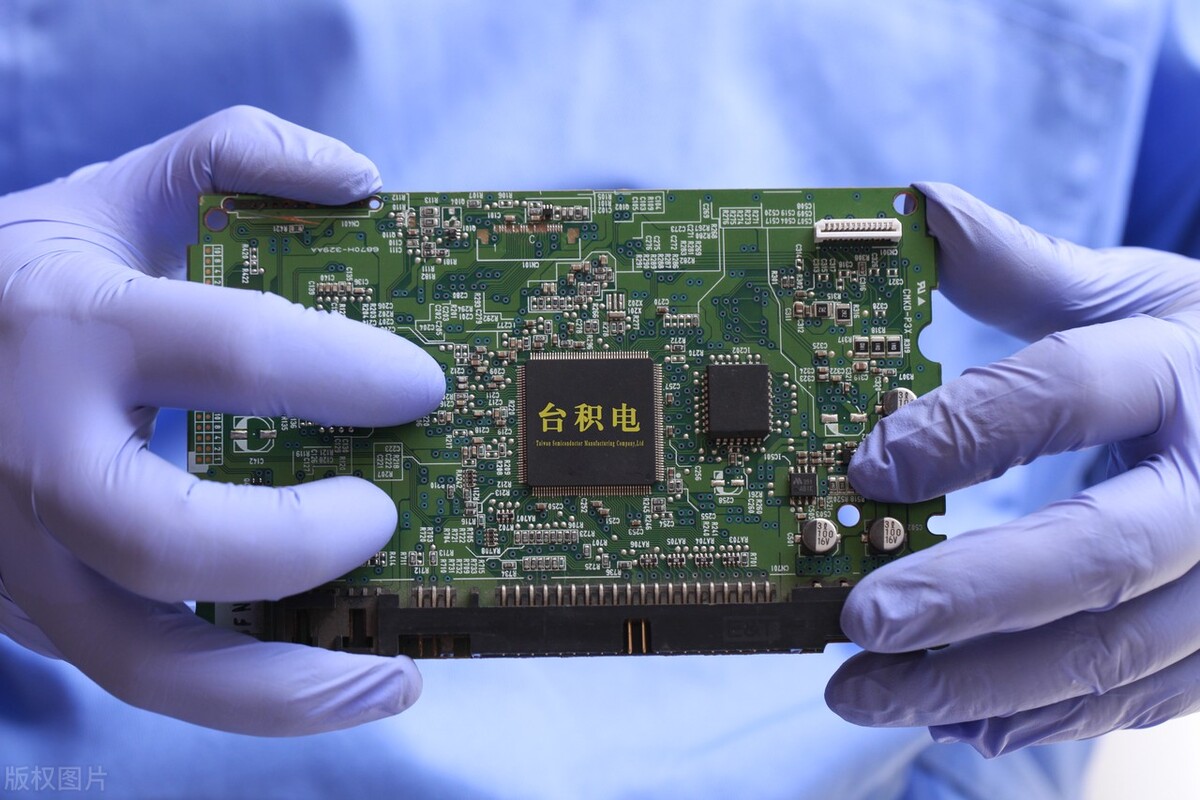 x86相当于intel什么芯片,国产x86与arm架构区别