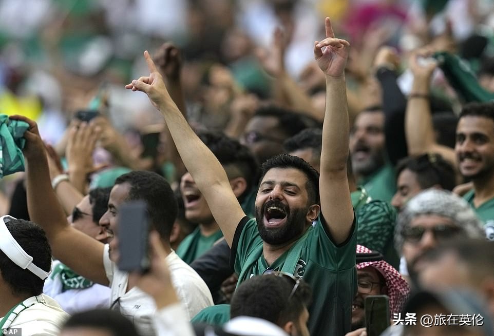 阿根廷沙特大冷门足球,别为我哭泣阿根廷电影场面