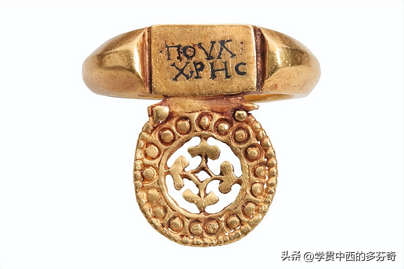 结婚戒指由来的故事,哪个年代的戒指都是祖传的