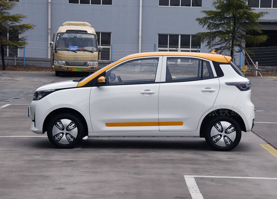 雷丁芒果新能源汽车代步3万内,四门五座的雷丁芒果新能源汽车