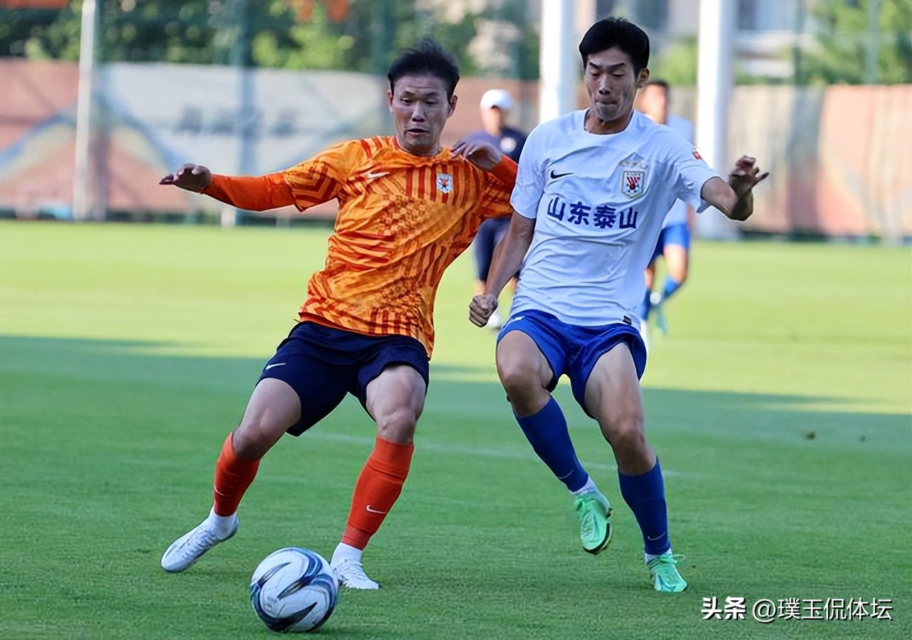 山东泰山队足协杯赛前最新海报,泰山队发布客战津门虎海报