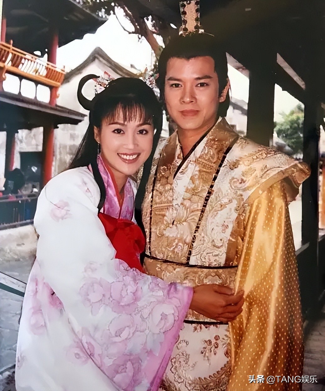 台湾版鹿鼎记主演重聚,鹿鼎记韩栋版洪安通和方怡