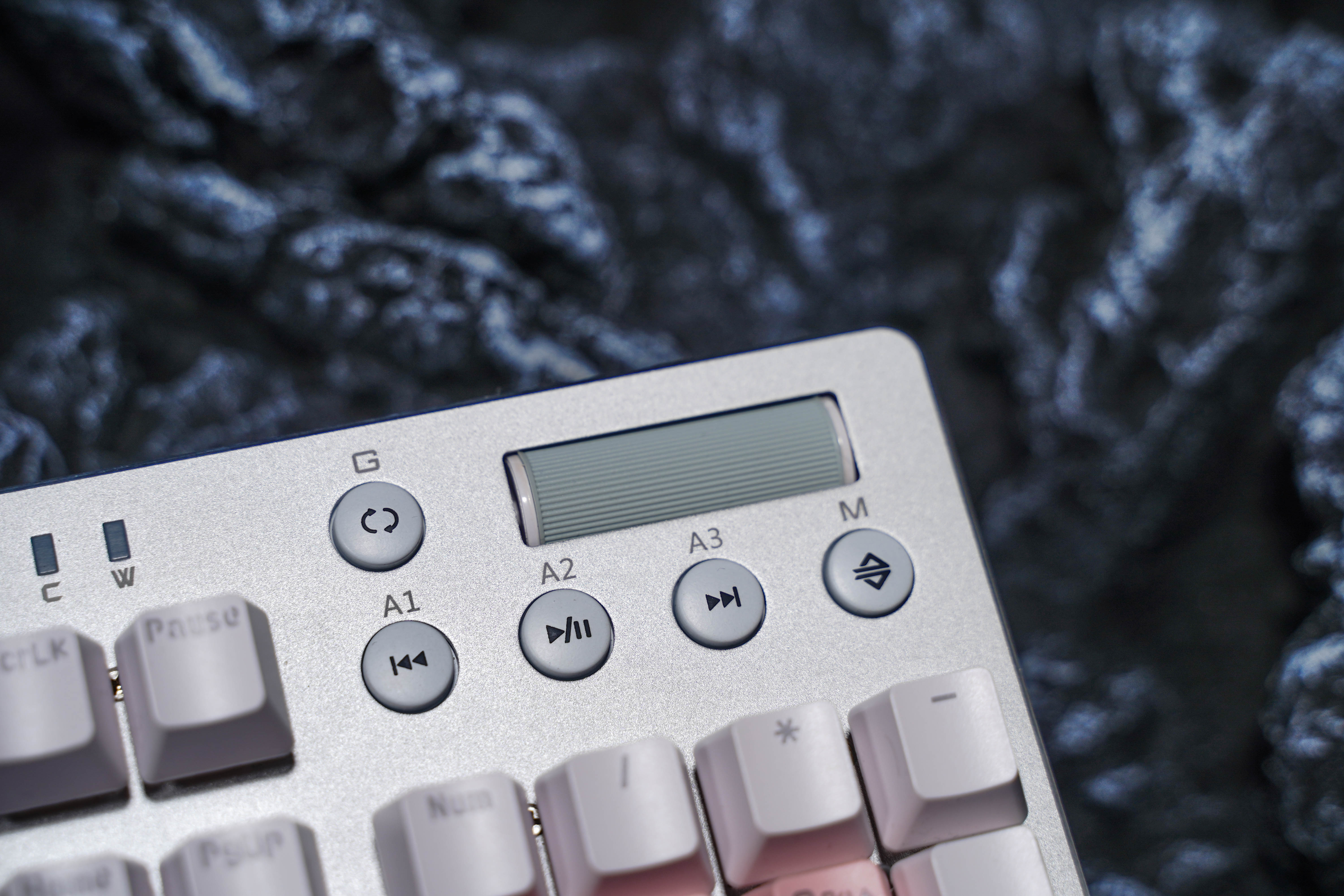 黑爵ak35i键盘茶轴红轴对比,黑爵键盘ak35i驱动器