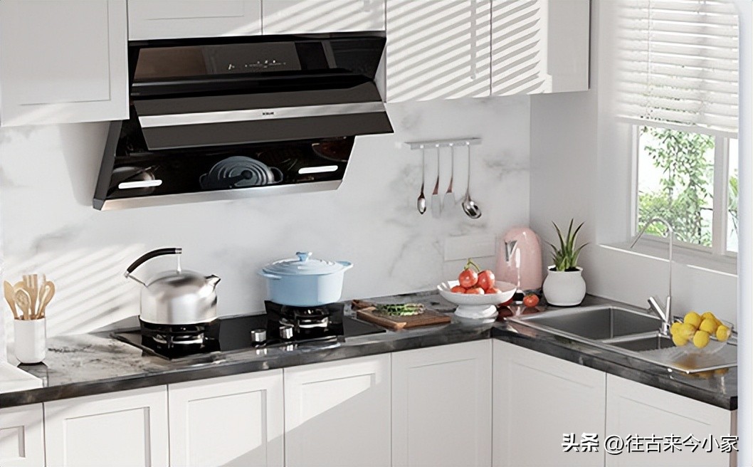 方太油烟机与华帝油烟机新款对比,华帝x5油烟机和方太x1s哪个好