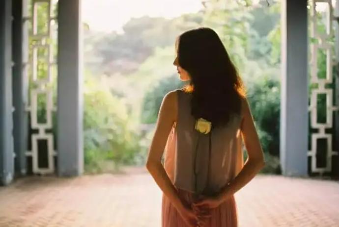 三观正的人有哪些表现,三观正的人有三观正的表现