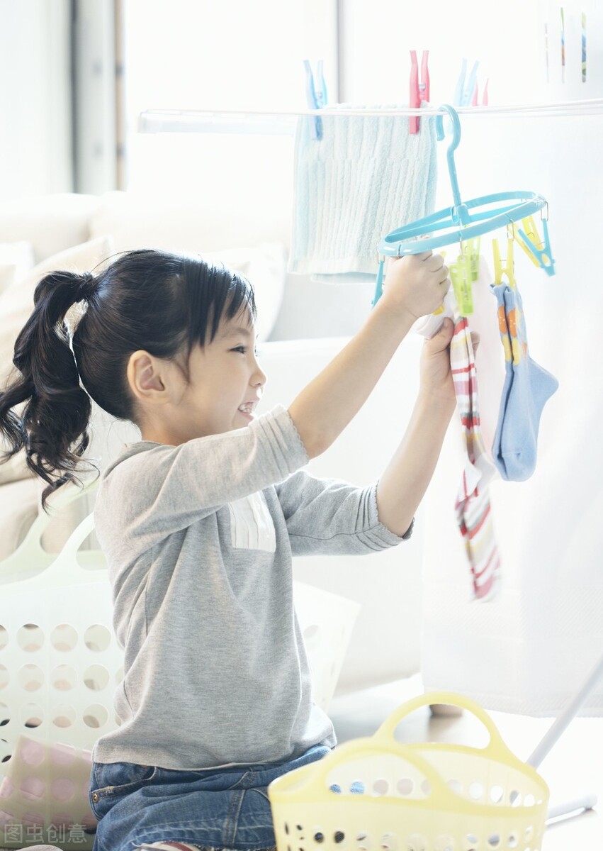 懒父母才能教出勤奋的孩子,懒父母教育孩子的方法