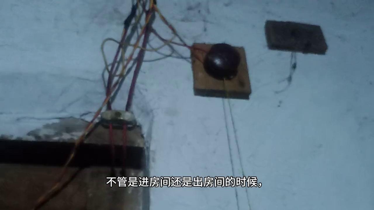 如何用两个单控开关实现双控,两个双控开关控制一盏灯多种接法