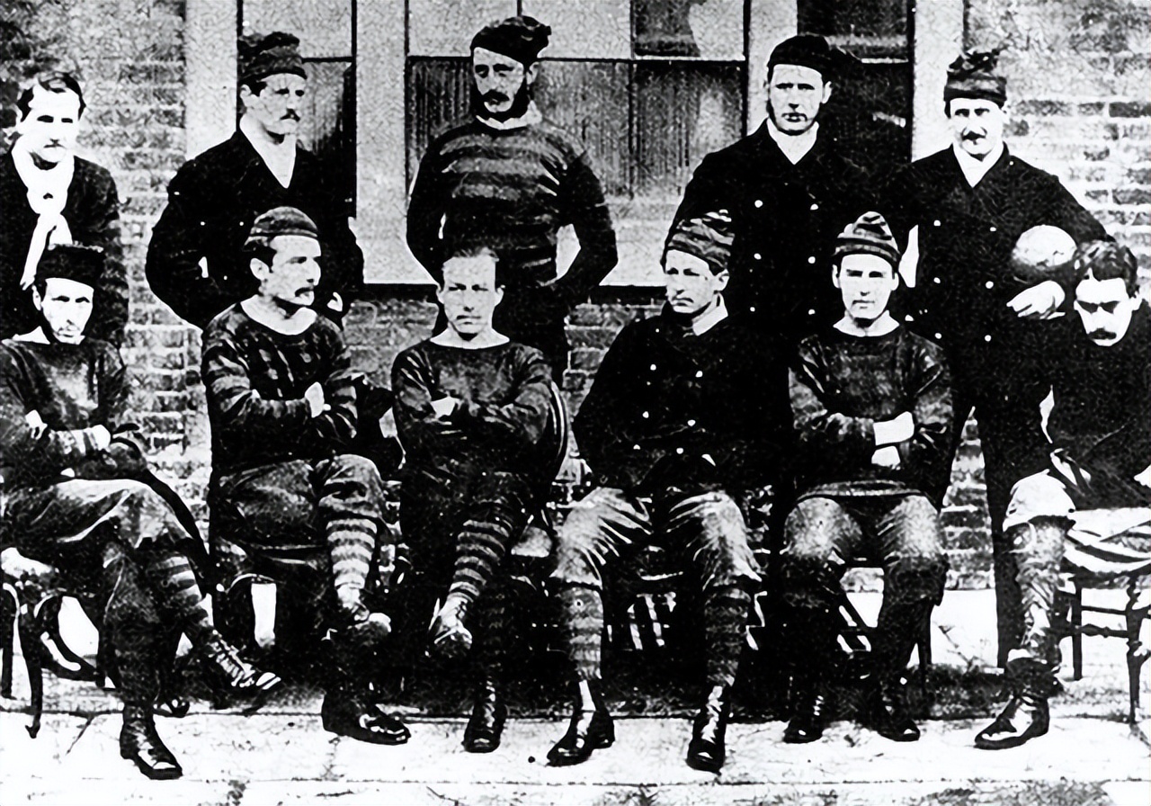 足球火热的战争,足球资本收割的手段