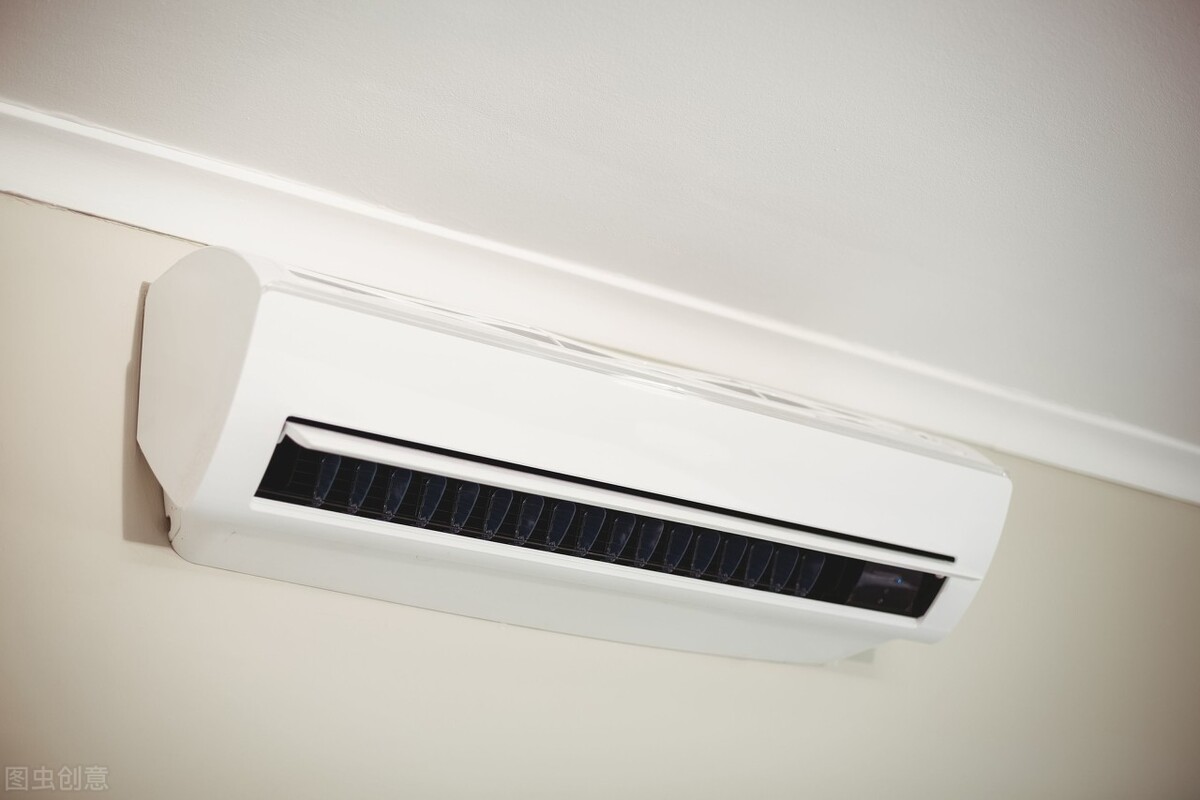 空调显示屏不亮了怎么回事,格力空调突然停止运行指示灯不亮