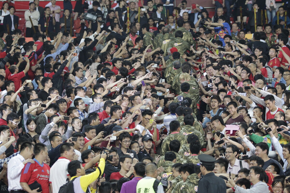 李金羽谈武汉球队,李金羽绝杀青岛