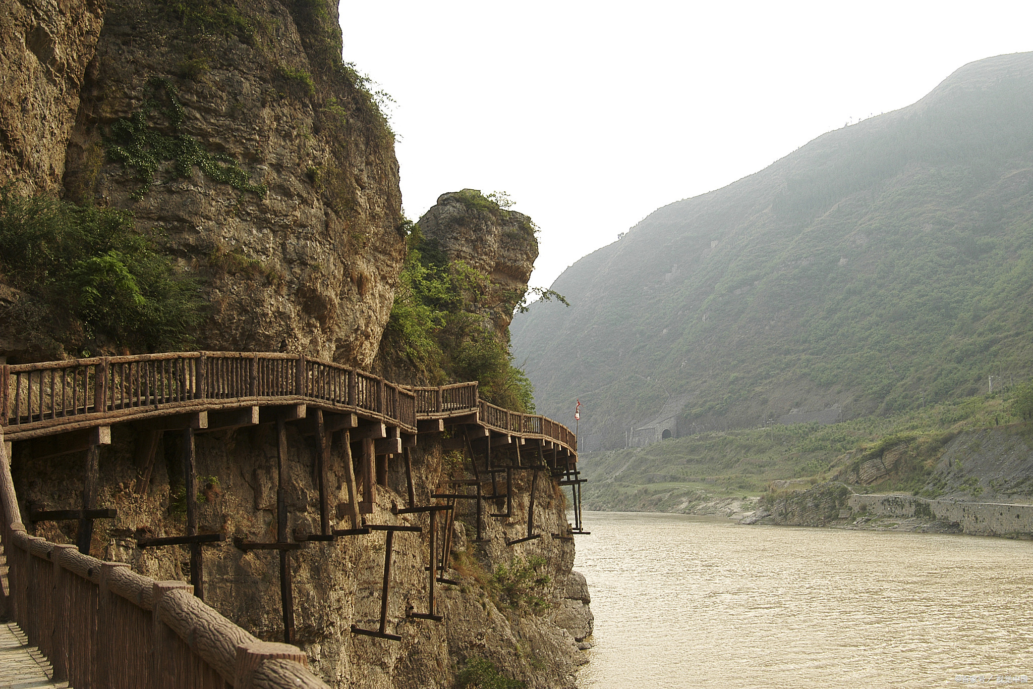 四川最险峻的蜀道视频,四川特别险的古道
