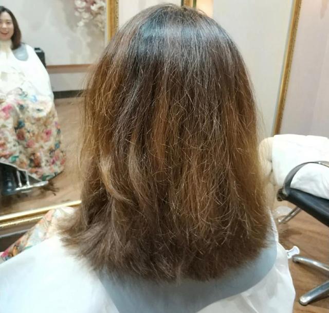 烫染毛躁发质怎么护理,染烫后头发特别干枯