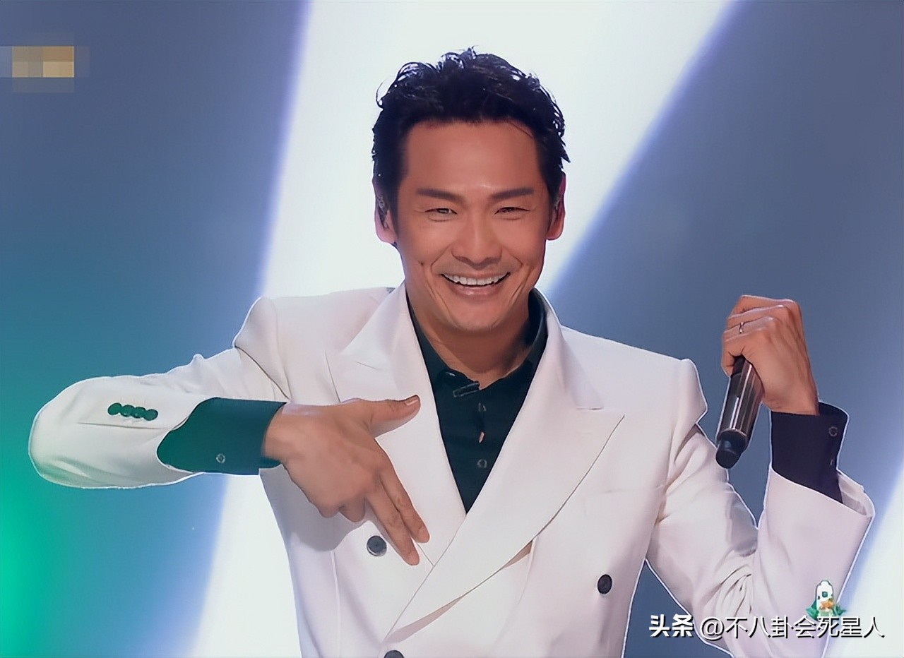 男明星吴卓羲,吴卓羲众多明星同台