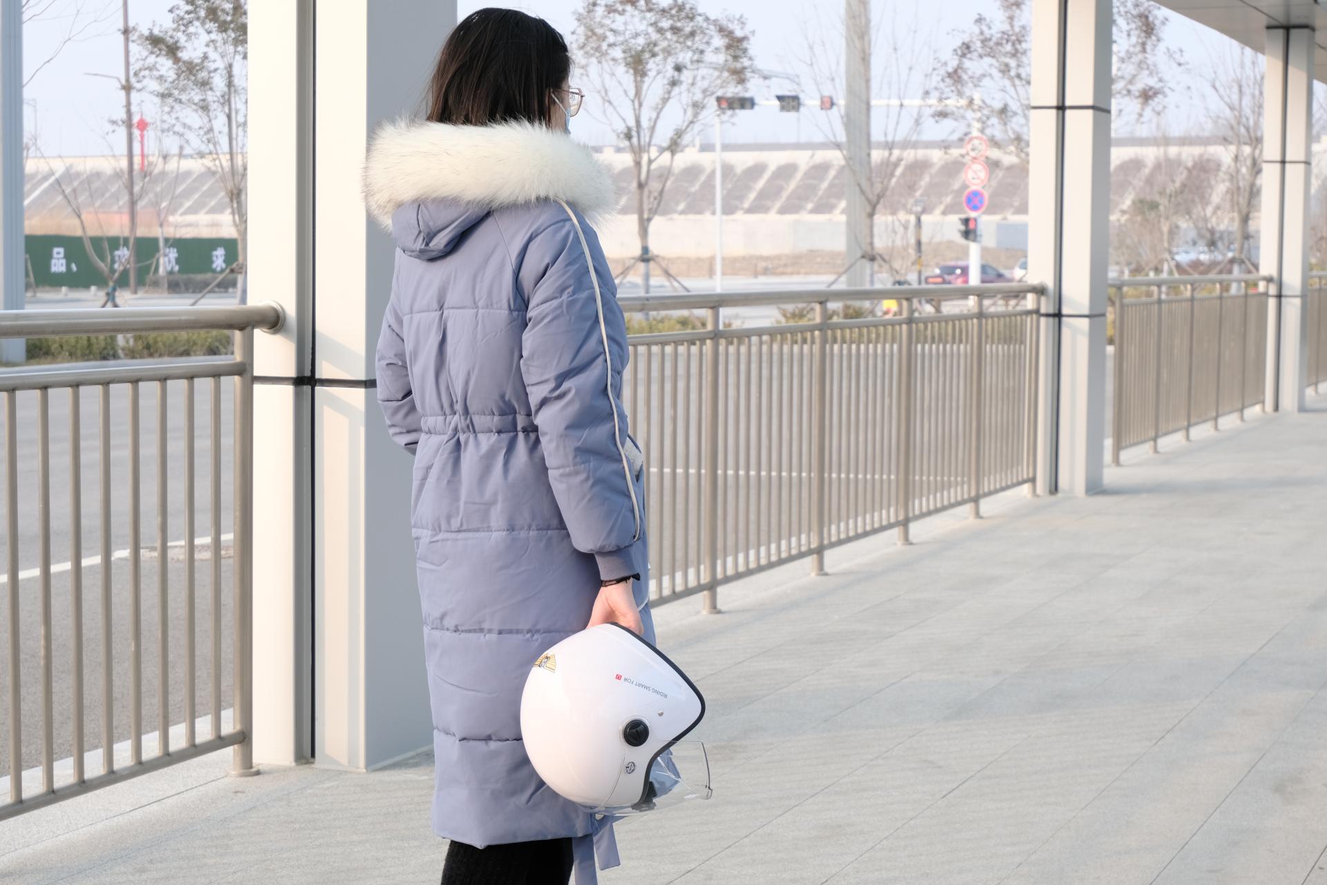 smart4us1智能骑行头盔,骑摩托安全头盔四季通用3c认证