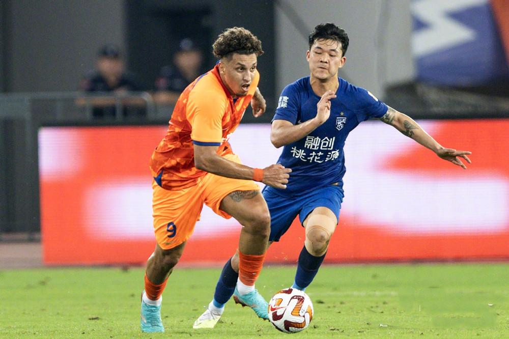 中超积分榜上海海港输了哪一场,中超最新积分榜海港对三镇赛况