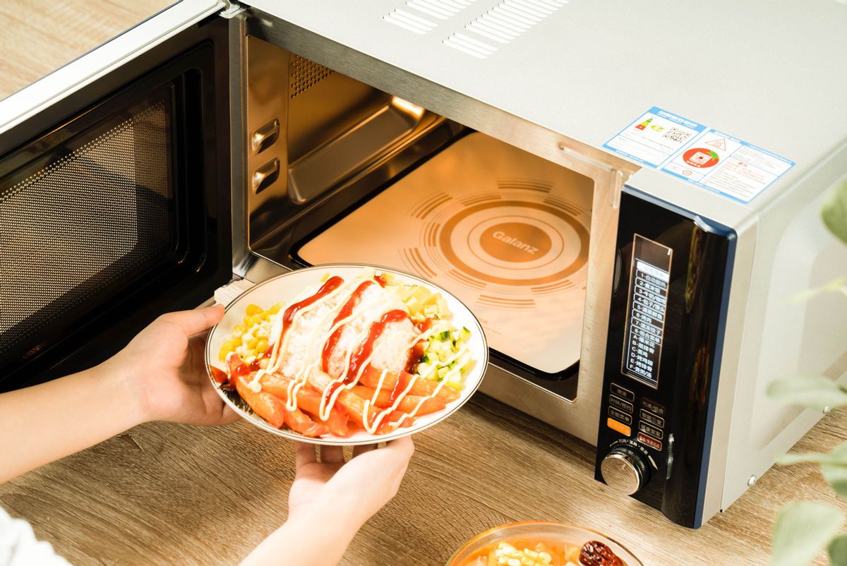 微波炉平板式与转盘式有啥区别,微波炉转盘式与平板式哪种好