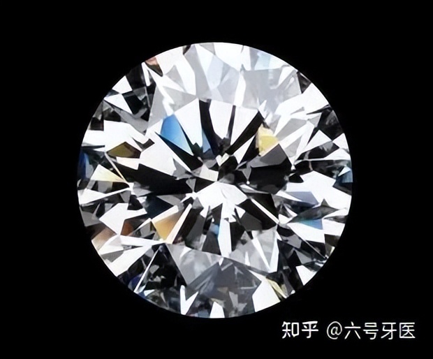 钻石价格高低主要看哪些方面,最近钻石价格真的暴跌了吗