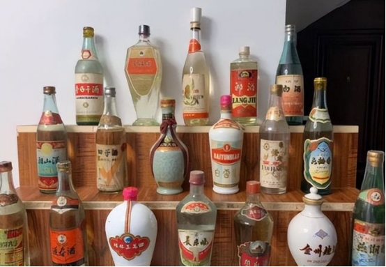 高价老酒回收哪家靠谱,收藏老酒容易变现吗