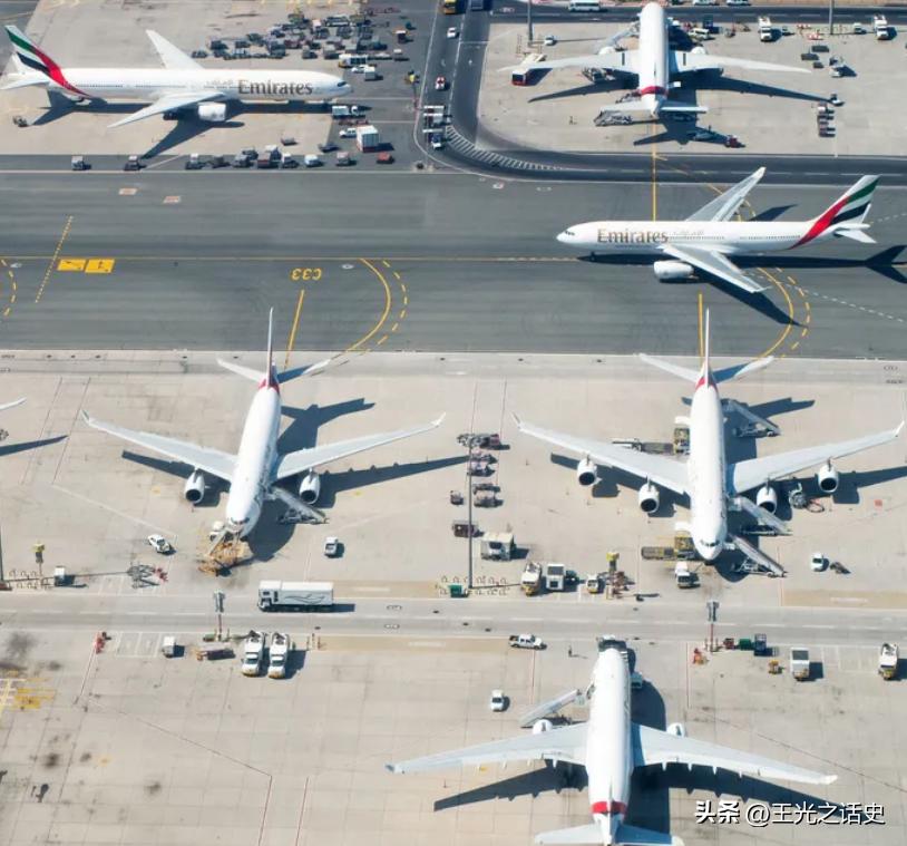 为什么富豪们如此青睐新加坡,新加坡为什么如此有钱