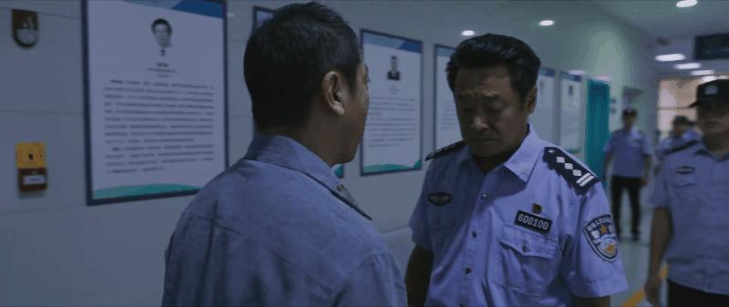 赵丽颖雷佳音白玉兰霸气片段,赵丽颖插兜名场面