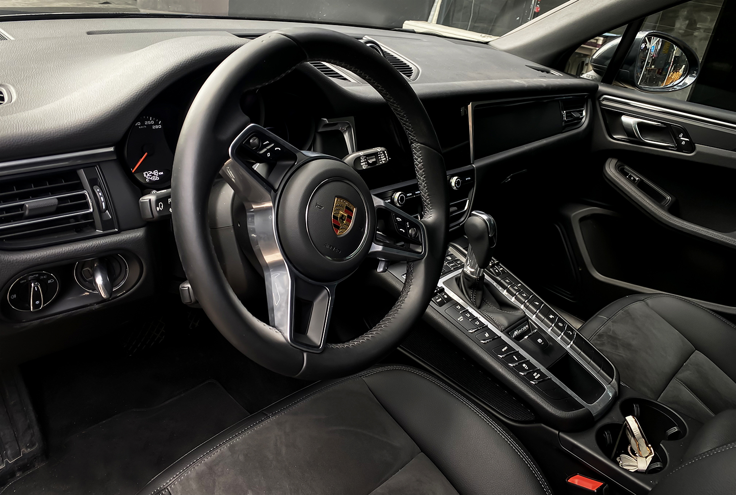 保时捷macan成都最低售价,上海保时捷macan租一天多少钱