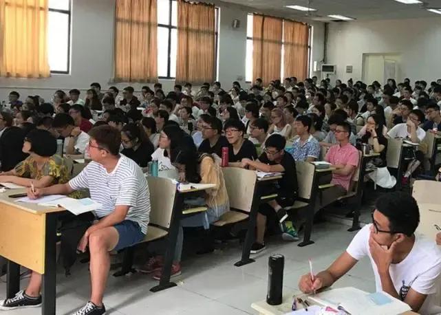 考研改变命运的真实案例,考研残酷真相现在明白还不晚