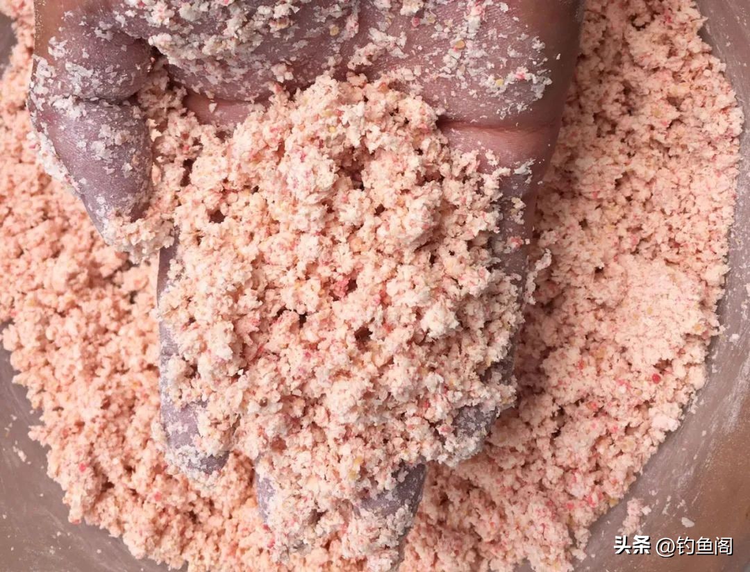 钓鲢鳙有哪些配方和技巧,钓鲢鳙饵料加什么最好