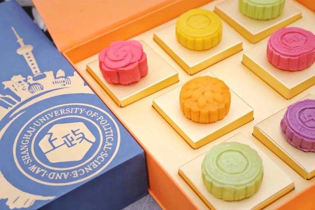 上海高校月饼新鲜出炉,上海哪个大学月饼最好吃