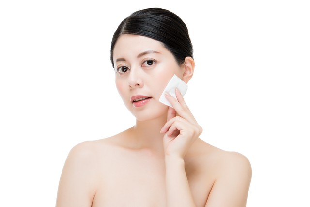 八杯水护肤品的正确使用顺序,护肤品的正确使用顺序和方法图片