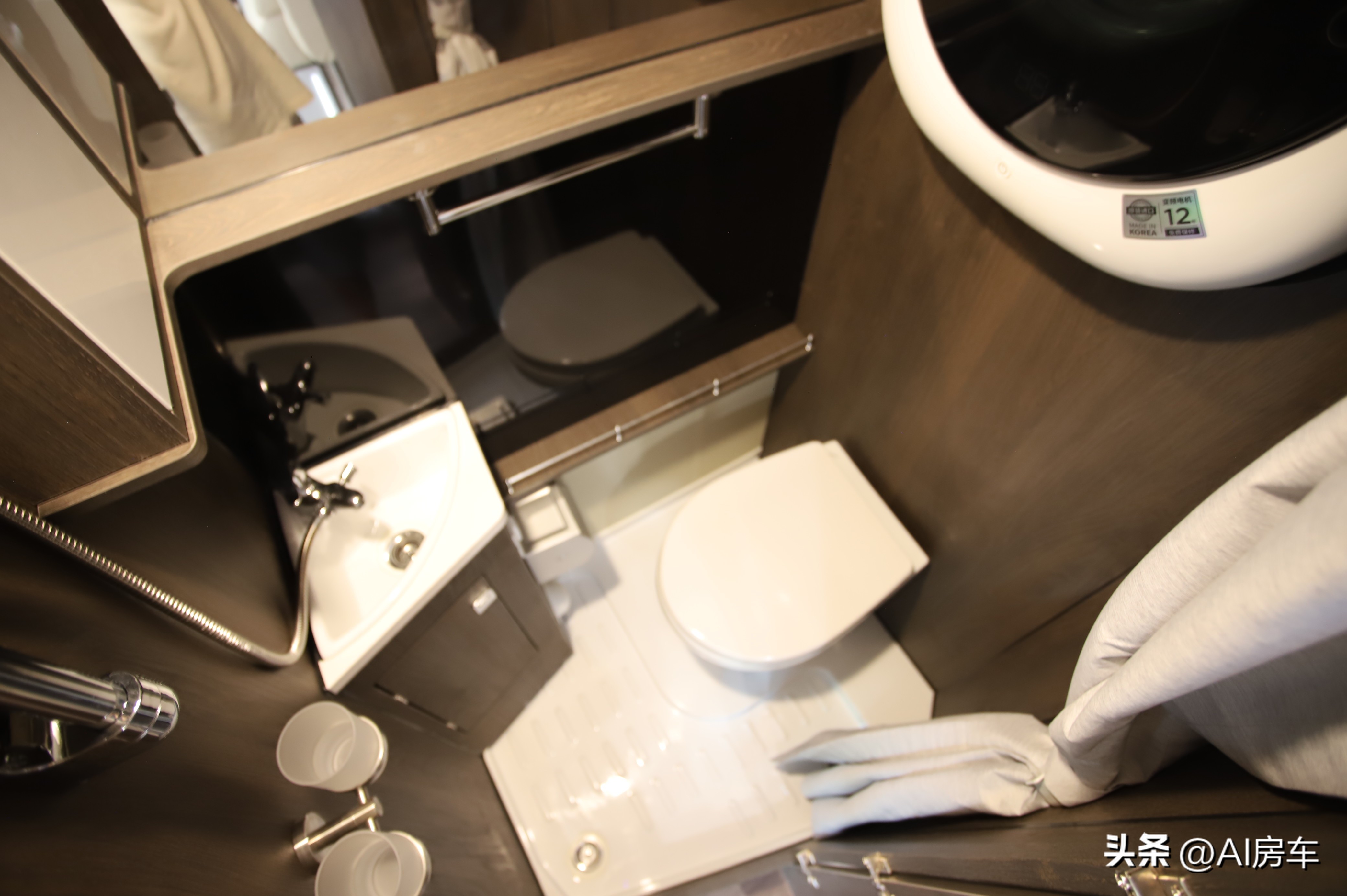 超豪华的房车图片大全,国产豪华房车内部图片