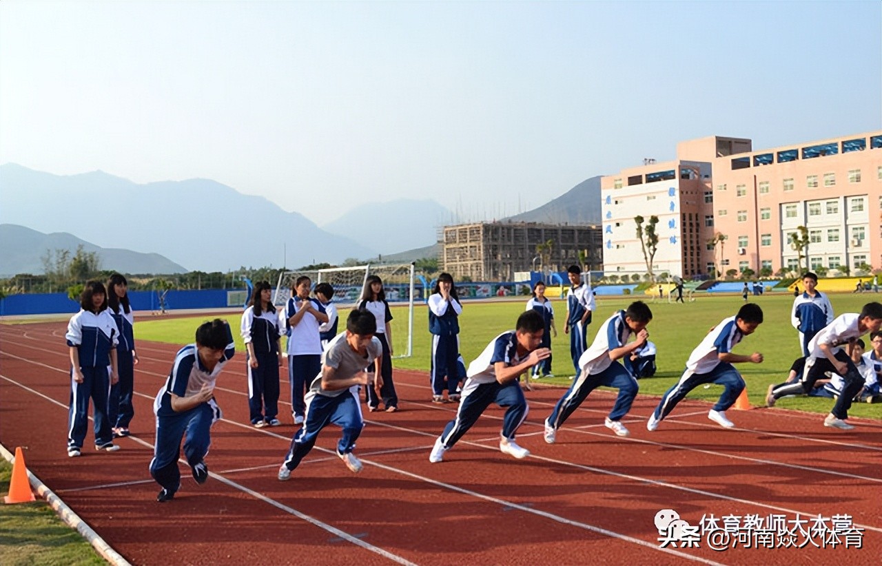 50米短跑为什么老是跑不快,50米短跑不及格怎么练习