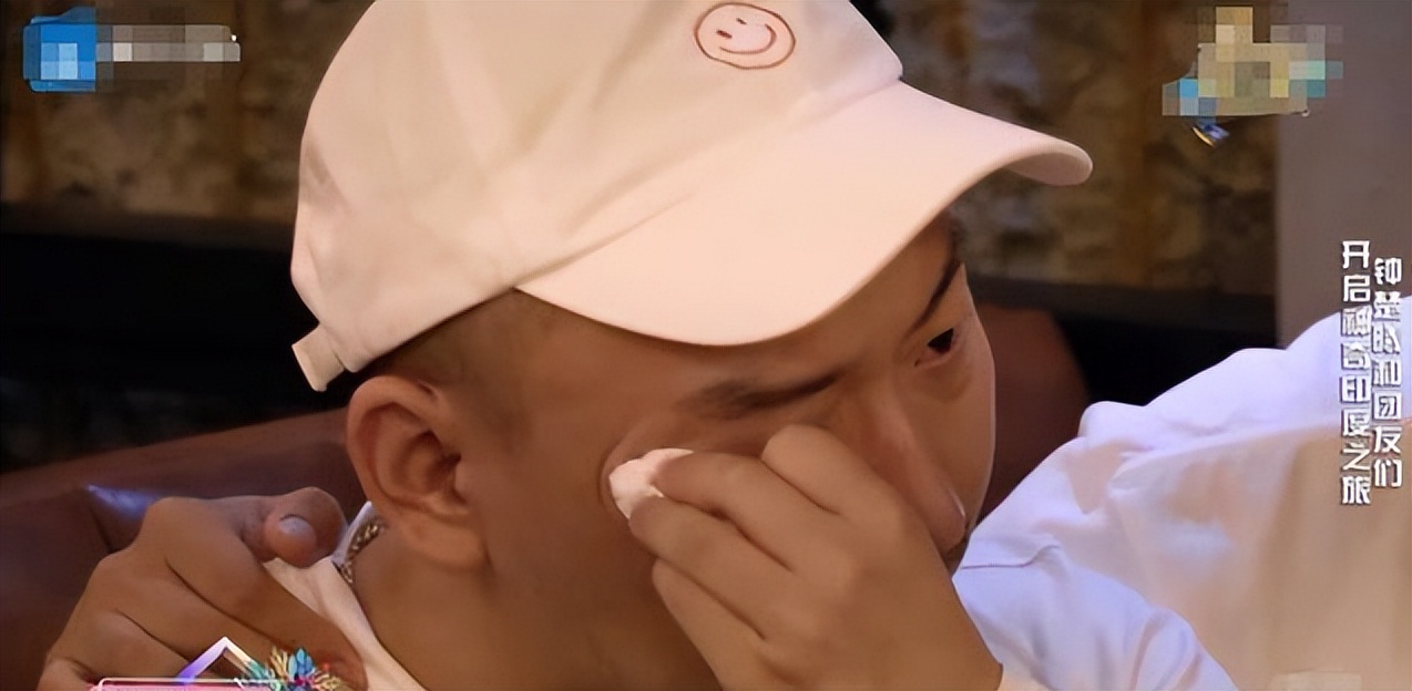 人前明星人后大爷,浴缸陪睡跪地穿鞋,这都是谁给的底气?