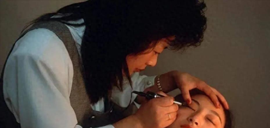 骗走50亿！最终被央视揭露的“捞金女王”惨败