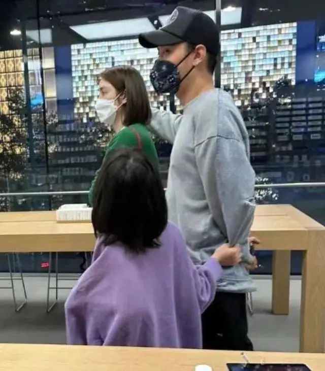 未婚生子为什么不受法律保护,未婚生育男方不管不顾