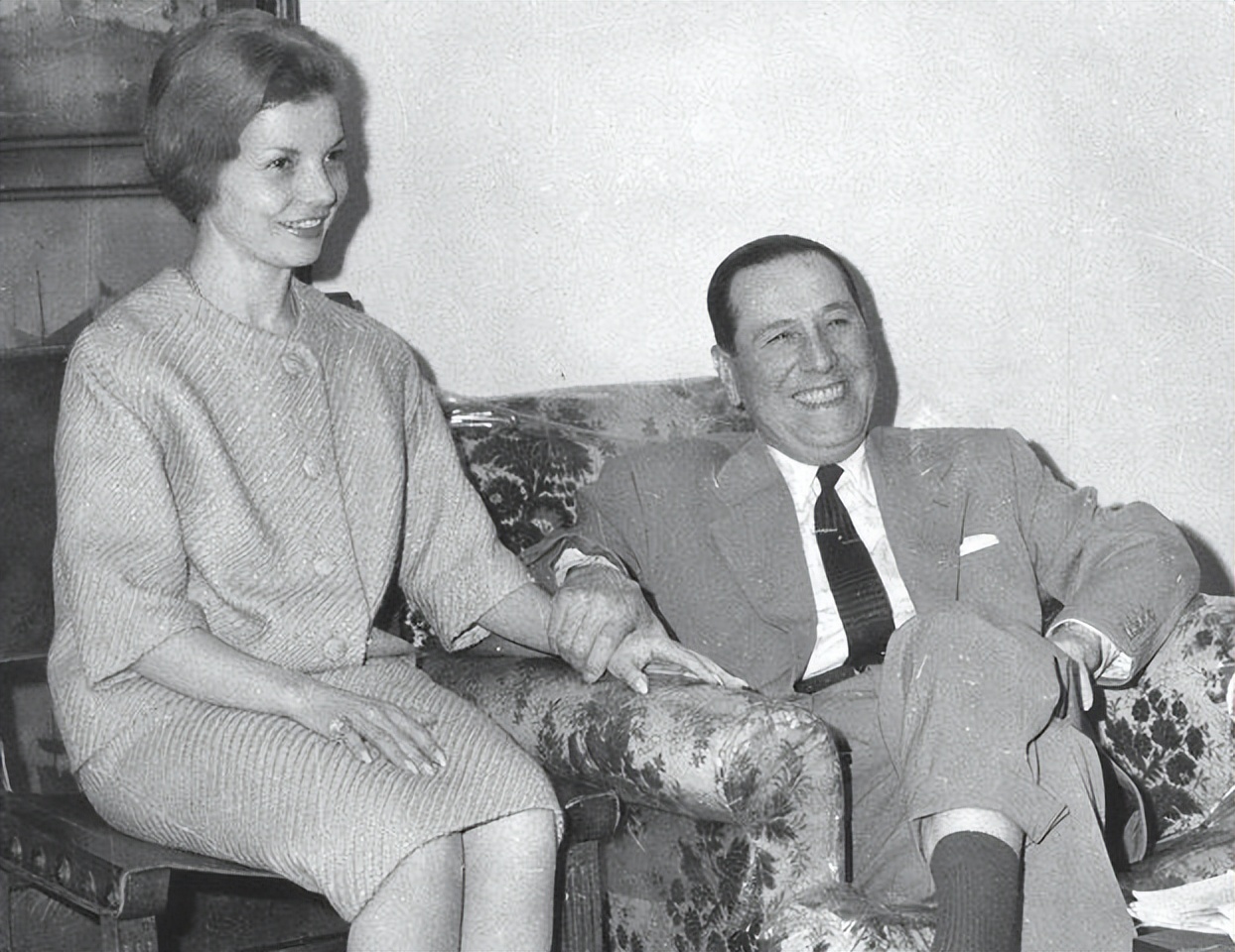 “阿根廷玫瑰”艾薇塔：美艳又卑微的风尘女，27岁逆袭为第一夫人