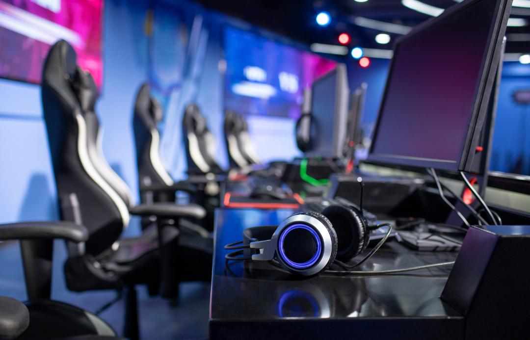 【故事汇】我用社群做游戏陪玩，赚钱交友两不误