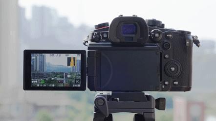 至誉NitroCFexpressTypeB存储卡：读写传输快且稳，石墨烯散热