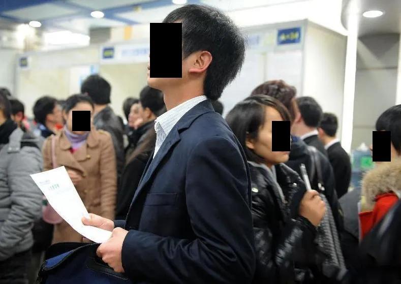 租西装要预定吗,租西装做什么