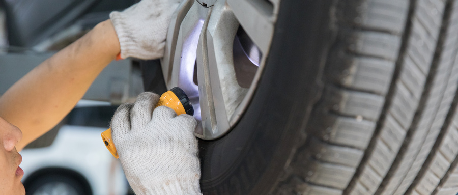 起动车子时嗒嗒响车发动不起来,启动车子时车子哒哒响无法启动