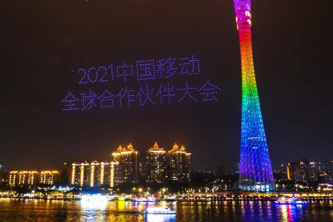 2023开启品牌战，户外广告的春天真来到？