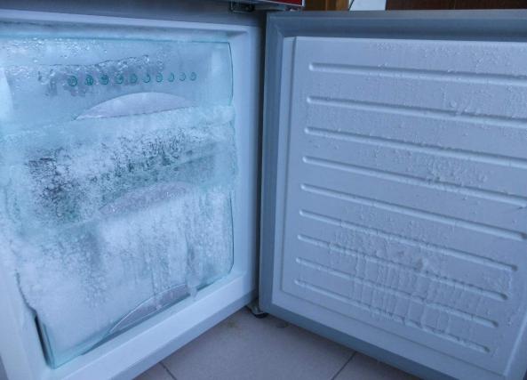 冰箱调至几度最省电也不结冰,冰箱结冰耗电还是省电