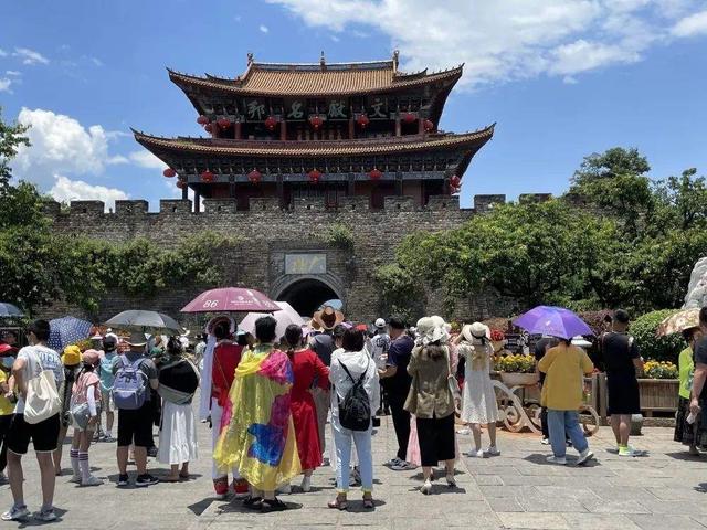 自驾游云南大理古城攻略,云南今年暑假游客多不多