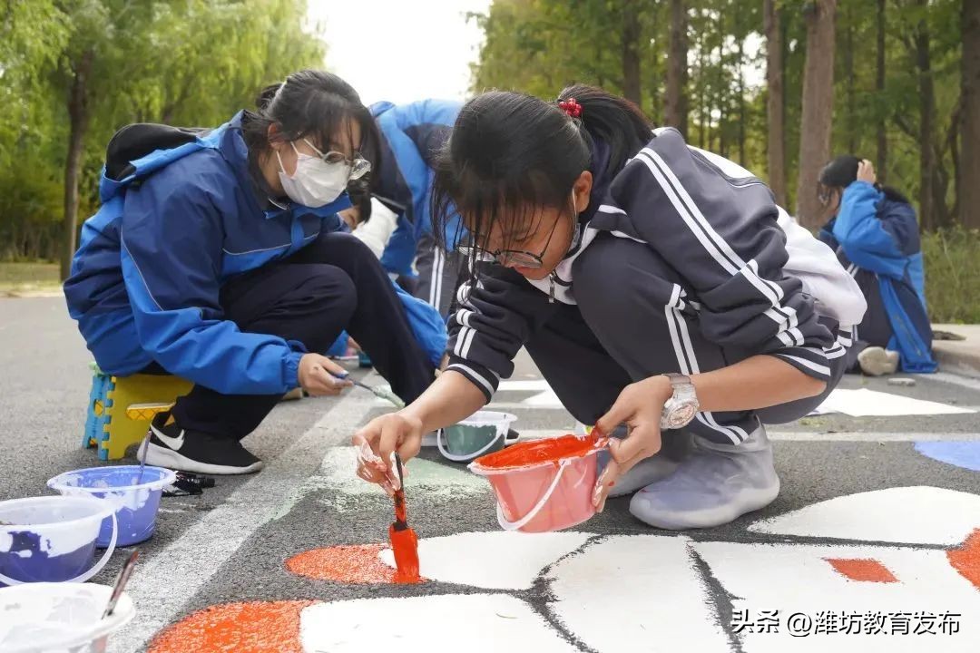 新闻周播报完整版,周播报抖音