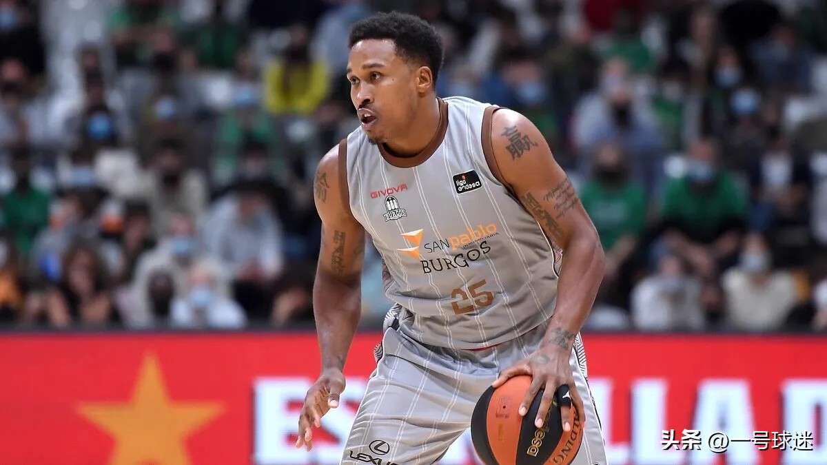 恭喜福建队，超级外援到位，亚洲第一中锋，澳洲小巨人，比周琦强