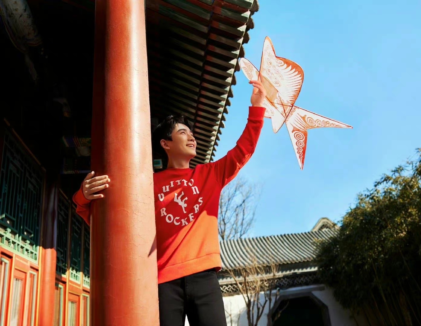 朱一龙春日风筝随拍,朱一龙风筝