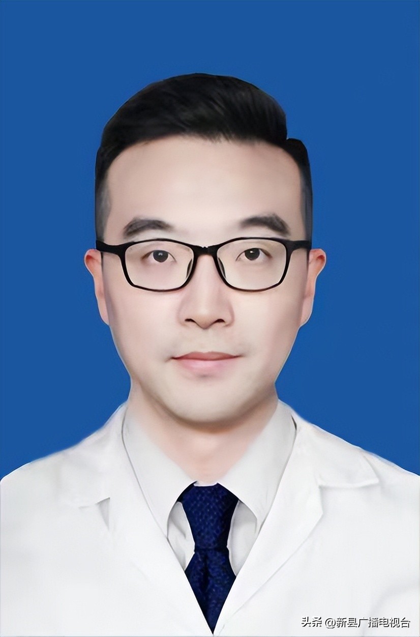 现场有中医专家免费义诊,24小时在线义诊千名医院权威专家