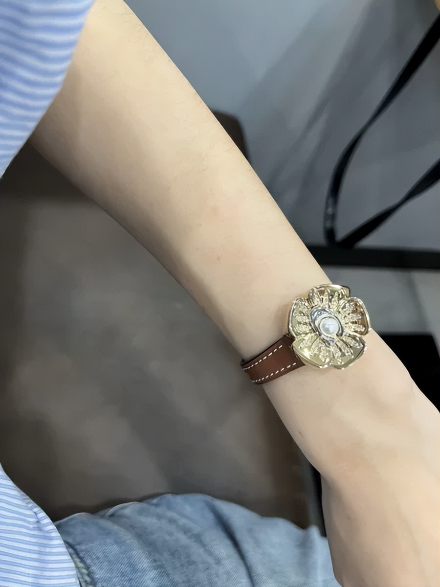 女人必备的五样奢侈品手表,轻奢coach手表