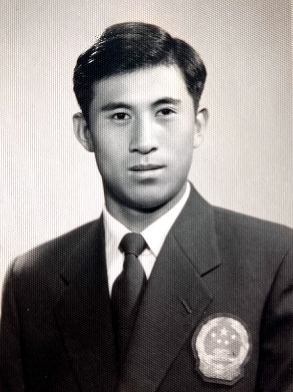 寻找足球教练,寻找一名足球教练