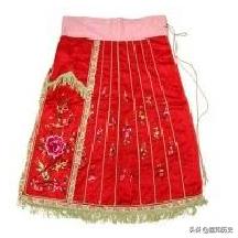 最美婚纱还是中国传统的凤冠霞帔,西方婚纱与中国古代婚服的差异